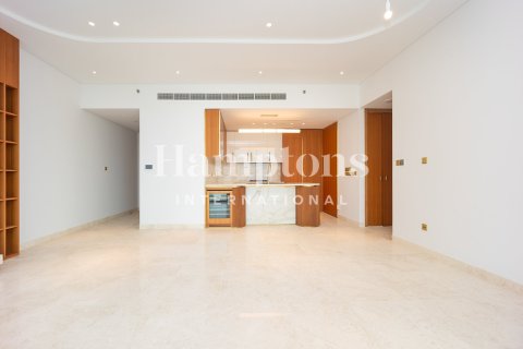 Apartamento en FIVE Palm Jumeirah, Palm Jumeirah, Dubai, 3 dormitorios, 187.84986600 m², № 77581 - foto 1