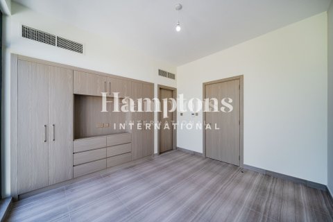 Снять в аренду таунхаус в DAMAC Hills (Akoya by DAMAC), Дубай: 4 спальни, 261.05743000м², № 77583 - фото 14