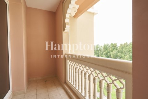 Снять в аренду квартиру в FIVE Palm Jumeirah, Пальма Джумейра, Дубай: 2 спальни, 163.23057100м², № 77582 - фото 2