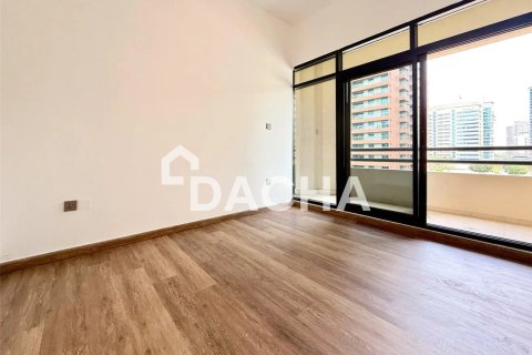 Apartment in Greens, Dubai 3 bedrooms, 155 sq.m. № 104772 - photo 5