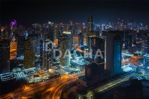 Apartment in Jumeirah Lake Towers, Dubai 1 bedroom, 94 sq.m. № 104765 - photo 22