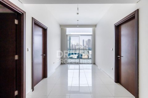 Apartment in Business Bay, Dubai 2 bedrooms, 83 sq.m. № 20681 - photo 2