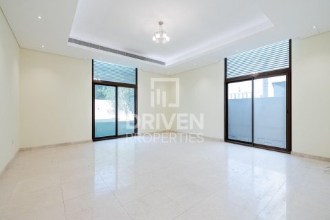 Villa en Meydan, Dubai, 5 dormitorios, 604 m², № 20618 - foto 11