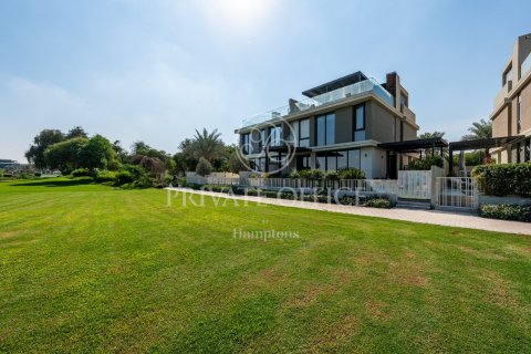 Villa in Club Villas at Dubai Hills, Dubai Hills Estate, Dubai 3 bedrooms, 281.96060500 sq.m. № 72018 - photo 1