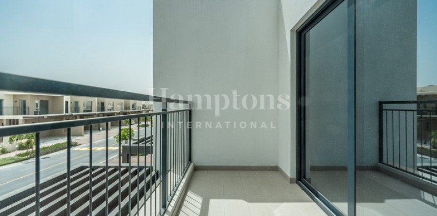 Townhouse in Arabian Ranches 2, Dubai 3 bedrooms, 140 sq.m. № 72017