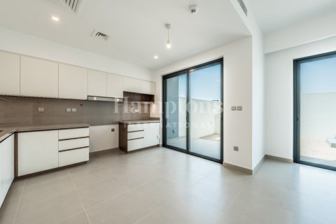 Townhouse in Arabian Ranches 2, Dubai 3 bedrooms, 140.00017585 sq.m. № 72017 - photo 11