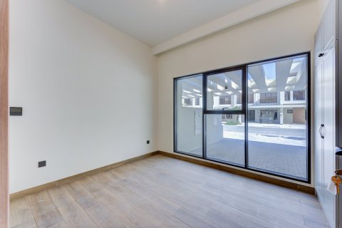 Townhouse in Damac Lagoons, Dubai 4 bedrooms, 143.98 sq.m. № 134001 - photo 11