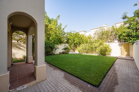 Villa en The Springs, Dubai, 2 dormitorios, 163.75 m², № 133996 - foto 2