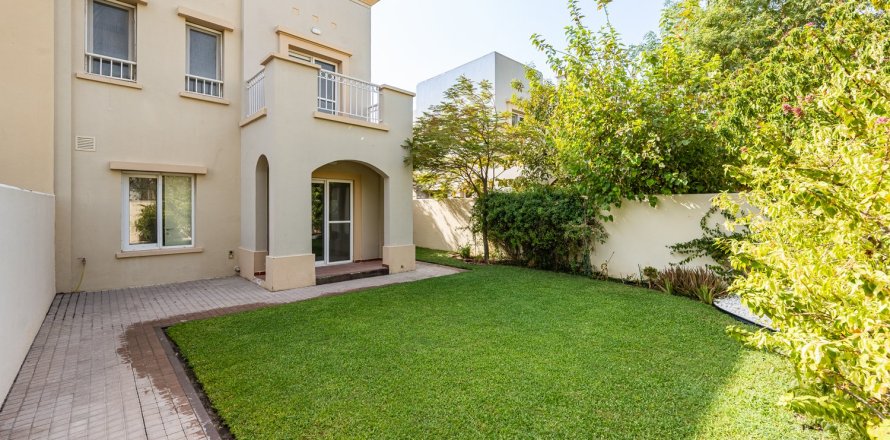 Villa en The Springs, Dubai, 2 dormitorios, 163.75 m², № 133996