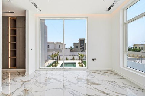 Villa in Dubai 4 bedrooms, 1505.77 sq.m. № 133998 - photo 15