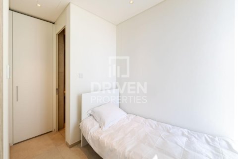 Apartment in Al Satwa, Dubai 3 bedrooms, 168.71 sq.m. № 136623 - photo 12