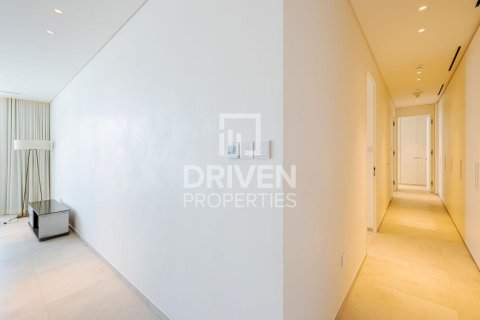 Apartment in Al Satwa, Dubai 3 bedrooms, 168.71 sq.m. № 136623 - photo 4