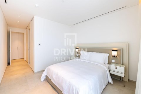 Apartment in Al Satwa, Dubai 3 bedrooms, 168.71 sq.m. № 136623 - photo 8