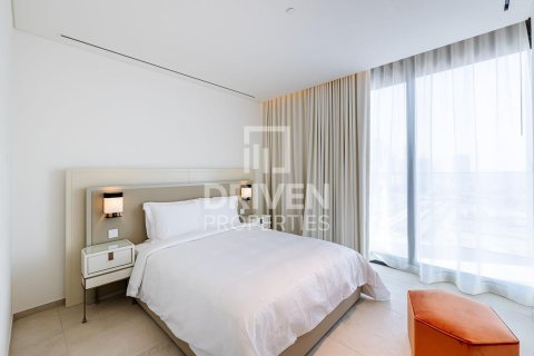 Apartment in Al Satwa, Dubai 3 bedrooms, 168.71 sq.m. № 136623 - photo 7