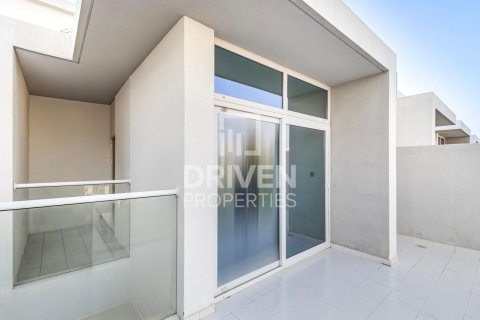 Adosado en Dubai, 3 dormitorios, 112.23 m², № 136629 - foto 7