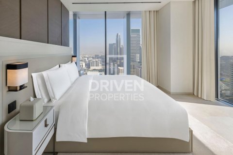 Apartment in Al Satwa, Dubai 2 bedrooms, 126.63 sq.m. № 136622 - photo 5