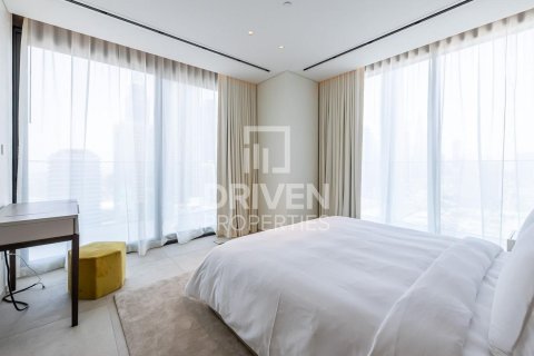 Apartment in Al Satwa, Dubai 2 bedrooms, 126.63 sq.m. № 136622 - photo 12