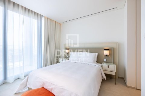 Apartment in Al Satwa, Dubai 2 bedrooms, 126.63 sq.m. № 136622 - photo 10