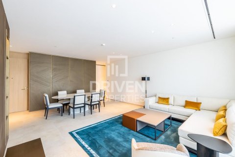 Apartment in Al Satwa, Dubai 2 bedrooms, 126.63 sq.m. № 136622 - photo 2