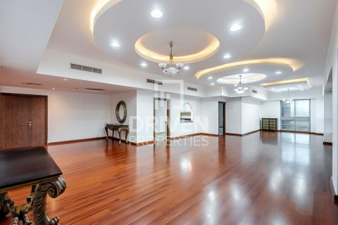 Apartamento en Executive Towers, Business Bay, Dubai, 4 dormitorios, 320 m², № 18967 - foto 1