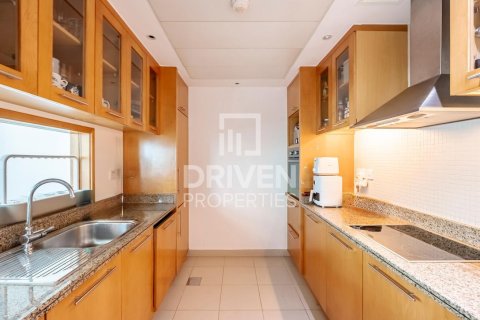 Apartment in Dubai Marina, Dubai 2 bedrooms, 134 sq.m. № 18964 - photo 14