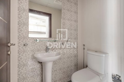 Apartment in Glitz, Dubai Studio City, Dubai 1 bedroom, 62 sq.m. № 18966 - photo 7