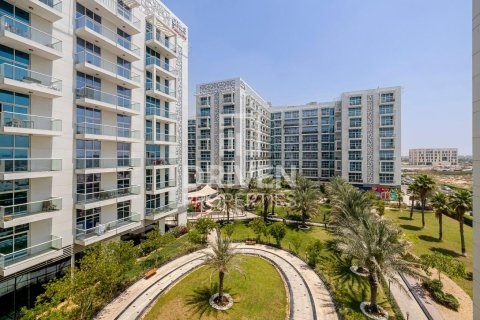 Apartment in Glitz, Dubai Studio City, Dubai 1 bedroom, 62 sq.m. № 18966 - photo 9