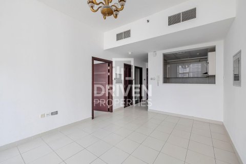 Apartment in Glitz, Dubai Studio City, Dubai 1 bedroom, 62 sq.m. № 18966 - photo 2