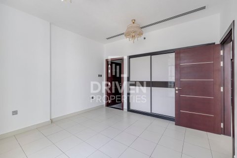 Apartment in Glitz, Dubai Studio City, Dubai 1 bedroom, 62 sq.m. № 18966 - photo 10
