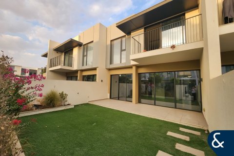 Adosado en The Valley, Dubai, 3 dormitorios, 179 m², № 79107 - foto 1