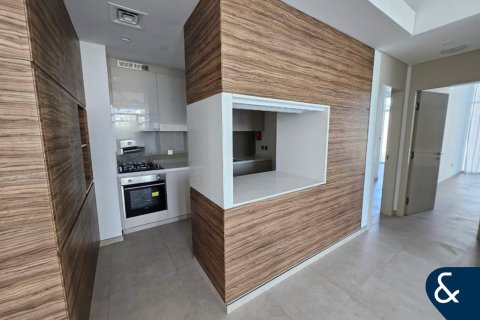 Apartamento en Banyan Tree Residences Hillside Dubai, Jumeirah Lake Towers, Dubai, 2 dormitorios, 135 m², № 79111 - foto 5