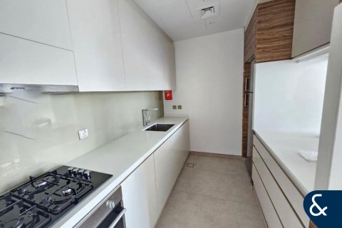 Apartamento en Banyan Tree Residences Hillside Dubai, Jumeirah Lake Towers, Dubai, 2 dormitorios, 135 m², № 79111 - foto 13