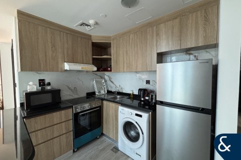 Apartment in Jumeirah Lake Towers, Dubai 1 bedroom, 80 sq.m. № 79109 - photo 6