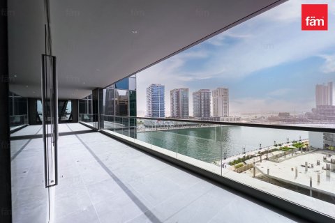 Купить квартиру в Бизнес-Бэе, Дубай: 2 спальни, 171.8м², № 71846 - фото 5