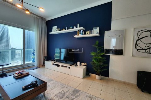Appartement à Jumeirah Lake Towers, Dubai, 1 chambre, 69.9 m², № 42639 - photo 2