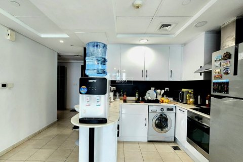Appartement à Jumeirah Lake Towers, Dubai, 1 chambre, 69.9 m², № 42639 - photo 6