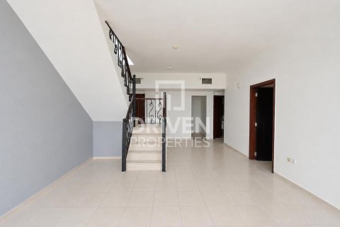 Apartment in Royal Residence, Dubai Sports City, Dubai 3 bedrooms, 240.62 sq.m. № 135832 - photo 4