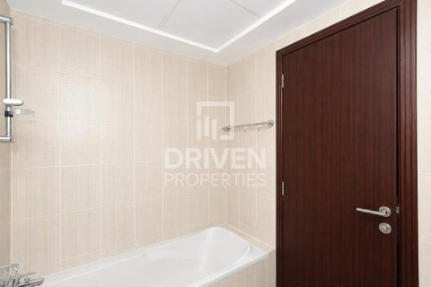 Apartment in Royal Residence, Dubai Sports City, Dubai 3 bedrooms, 240.62 sq.m. № 135832 - photo 25