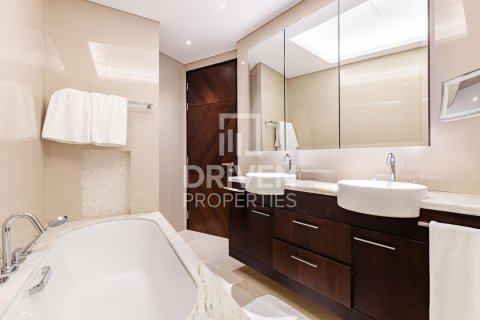 Apartment in The Address Sky View Towers, Downtown Dubai (Downtown Burj Dubai), Dubai 2 bedrooms, 143.35 sq.m. № 135829 - photo 13