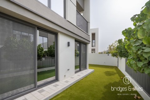 Villa en Tilal Al Ghaf, Dubai, 4 dormitorios, 237 m², № 98098 - foto 2