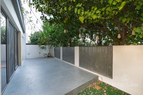 Villa en Tilal Al Ghaf, Dubai, 4 dormitorios, 202 m², № 98097 - foto 3