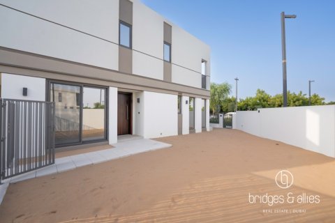 Villa à Tilal Al Ghaf, Dubai, 4 chambres, 144 m², № 98100