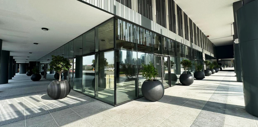 Commercial property in 15 Northside, Business Bay, Dubai 101 sq.m. № 5040