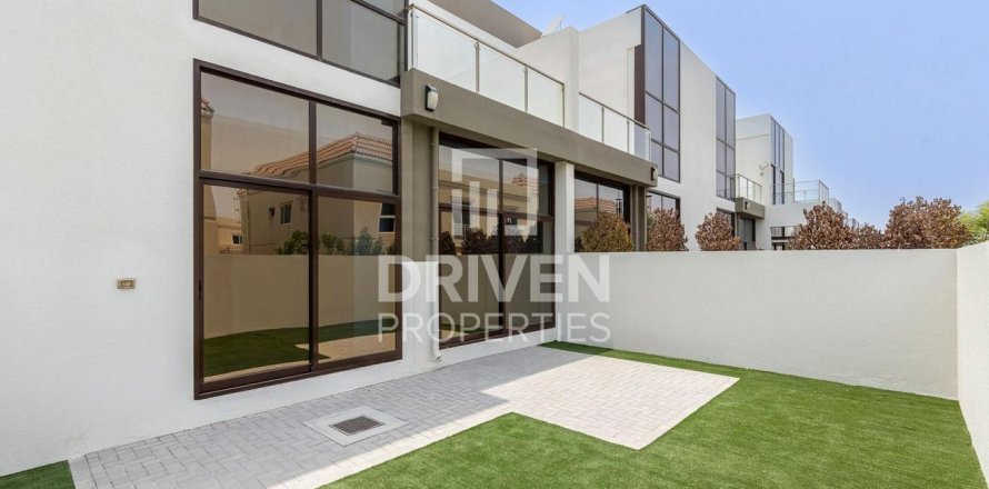 Villa in District 11, Mohammed Bin Rashid City, Dubai 4 bedrooms, 187.01 sq.m. № 143239