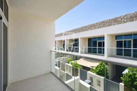 Townhouse in Rukan, Dubai 2 bedrooms, 100.06 sq.m. № 143222 - photo 20