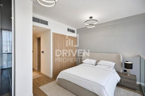Townhouse in Rukan, Dubai 2 bedrooms, 100.06 sq.m. № 143222 - photo 11