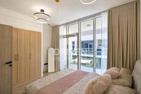 Townhouse in Rukan, Dubai 2 bedrooms, 100.06 sq.m. № 143222 - photo 5