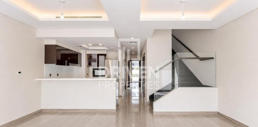 تاون هاوس في Trump Estates, داماك هيلز (أكويا باي داماك), دبي 4 غرف نوم, 150.04 م² رقم 143238