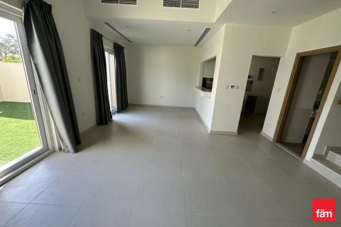 Townhouse in Dubai 3 bedrooms, 161.3 sq.m. № 41504 - photo 2