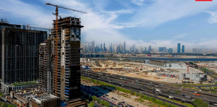 Apartment in Dubai 3 bedrooms, 142.3 sq.m. № 117708